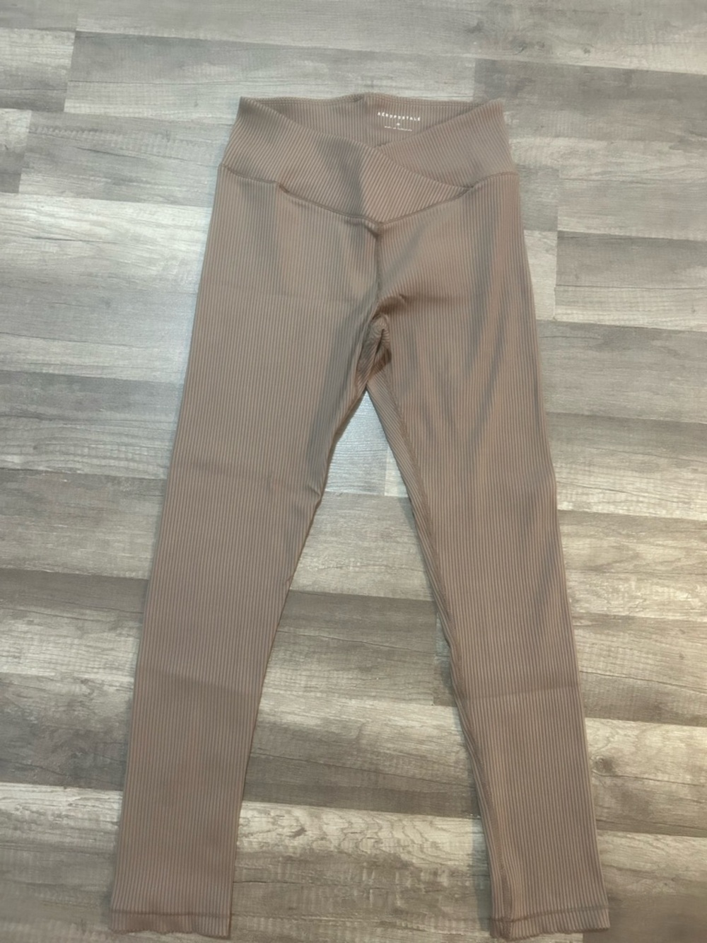 Aeropostale Ribbed High-Waist Leggings in Light Brown
